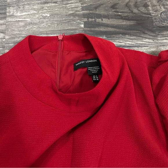 NWT Maggy London Women’s Red Long Sleeve Midi Dress Size 6 - Picture 3 of 10